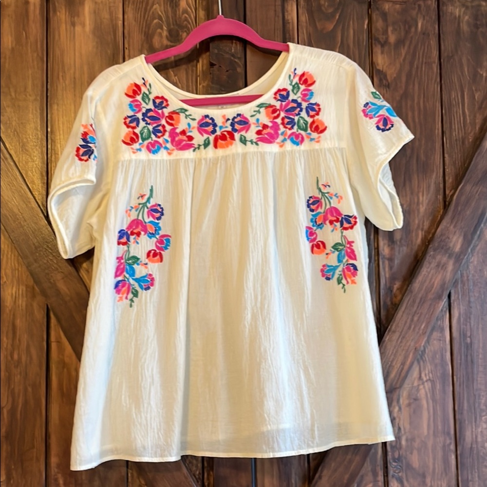 Cream Embroidered Short Sleeve Blouse